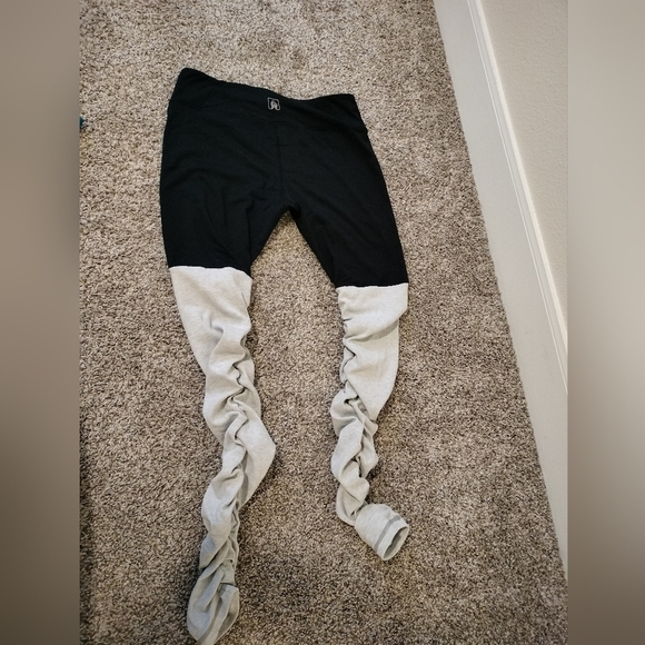 Inner Fire Apparel High Rise Yoga Leggings Women’s Size Large Black/Grey Block - Picture 3 of 4